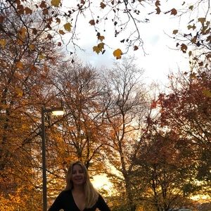 Meet your Posher, Lucia